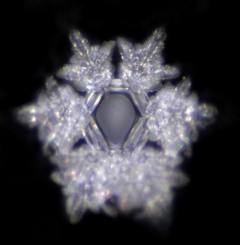 Wasserkristallbilder (Urquelle DIAMANT)